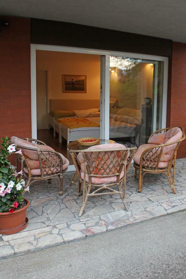 Apartma As Lesce  Exteriör bild